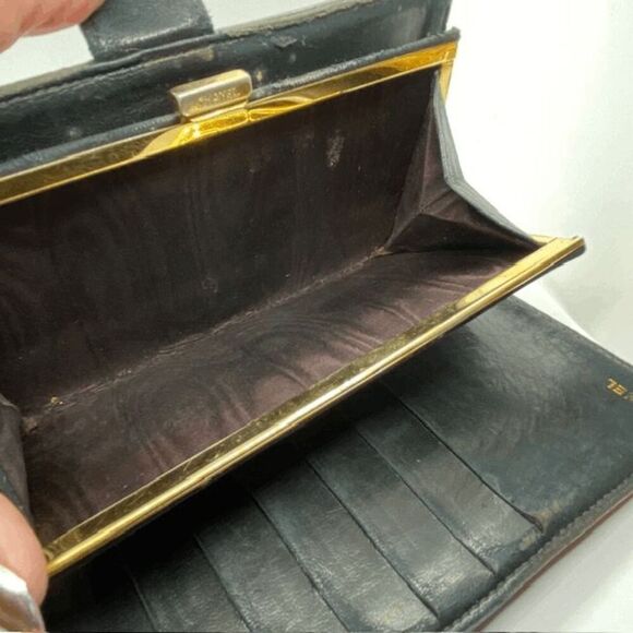 Authentic Vintage Chanel Black Caviar Leather Long Designer Wallet - Picture 7 of 16